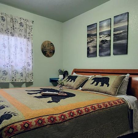 Trinity Escapes - Two Bedroom Two Bathroom Full Apartment Near Airport Anchorage Exterior foto